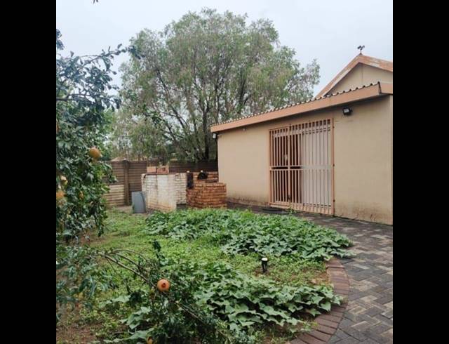 3 BEDROOM HOUSE FOR SALE IN VAAL PARK EXT 1